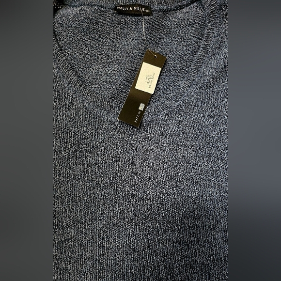 Nally And Millie Long Sleeve Blue Tunic Knit Tops Long Size L-NWT - Picture 15 of 15